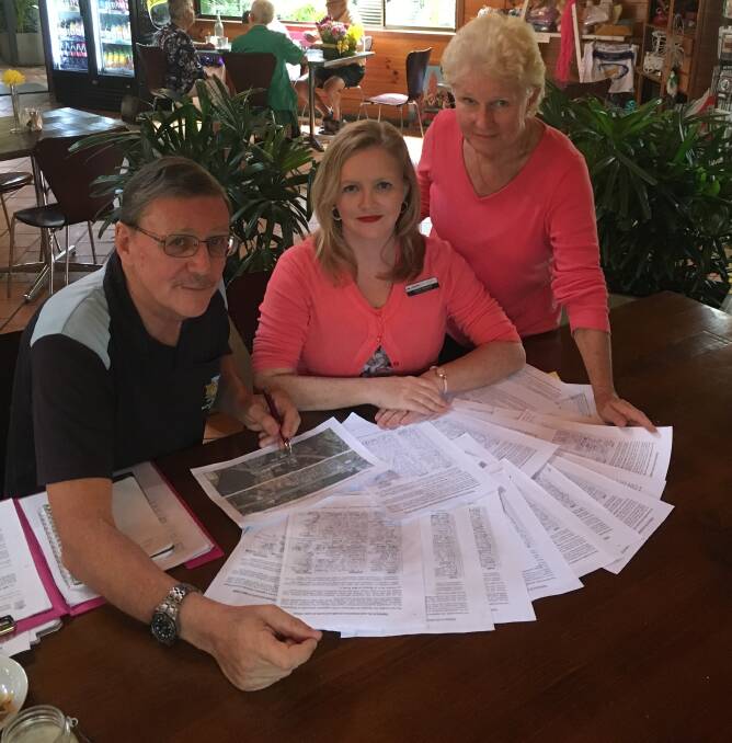 PETITIONS: Paul Casbolt, councillor Laurie Koranski and Wendy Duke with signed petitions to be tabled at Queensland Parliament on Thursday. Photo: Supplied