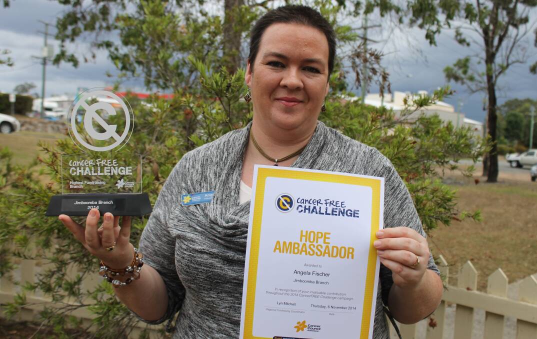 Jimboomba Cancer Council chairwoman Angela Fischer with the branch's Gold Coast region highest fundraisers award.