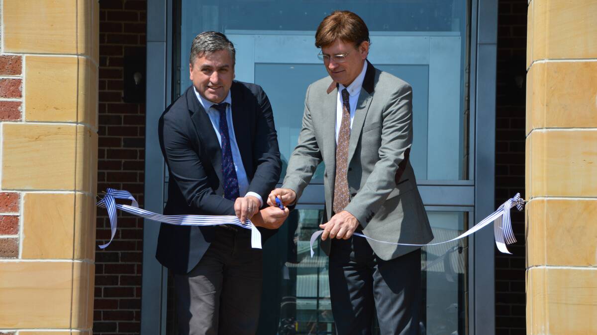 OPEN: Linus Power MP cutting the ribbon with Hills CEO Joe Marinov. Photo: Supplied