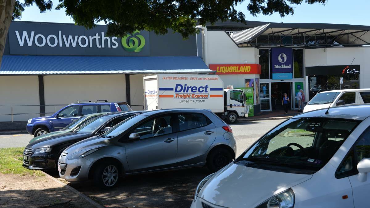 COVID: Woolworths Cleveland is reducing its opening hours to 11am to 6pm.