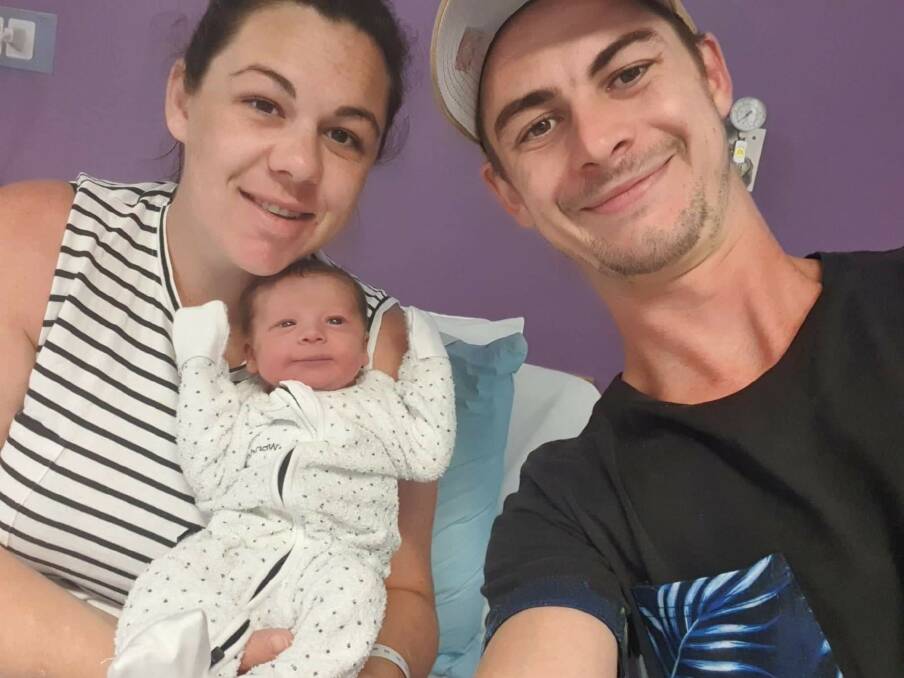 EARLY ARRIVAL: Baby Alivia could wait no longer to start life with mum Lara Davis, dad Daniel McKinnon and big brother Bailey McKinnon, 3. Photo: Supplied