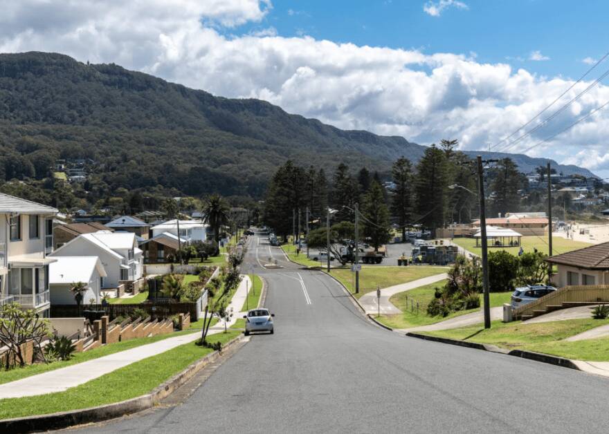 Thirroul: Where coast and country collide Thirroul: Where coast and country collide