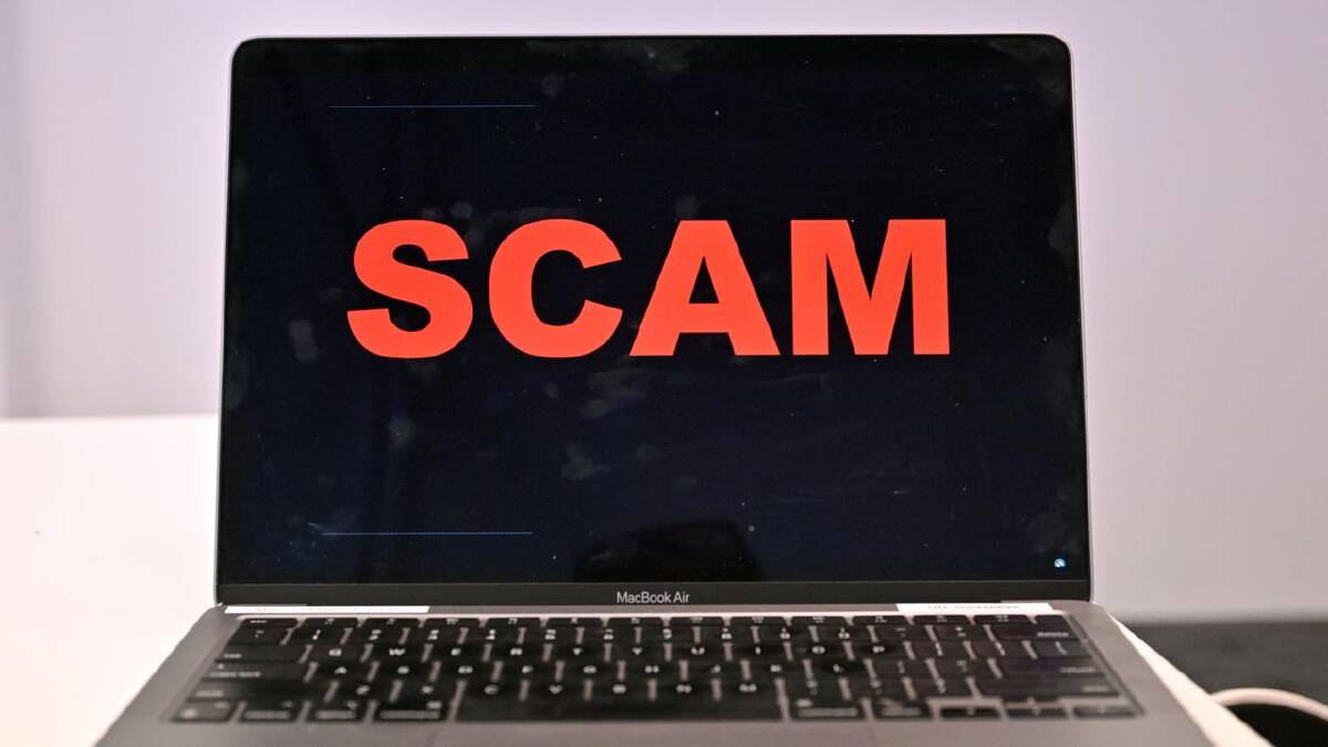 Cyber crime convictions are so low that laws fail to deter criminals, says an RMIT professor. (Mick Tsikas/AAP PHOTOS) Cyber crime convictions are so low that laws fail to deter criminals, says an RMIT professor. (Mick Tsikas/AAP PHOTOS)